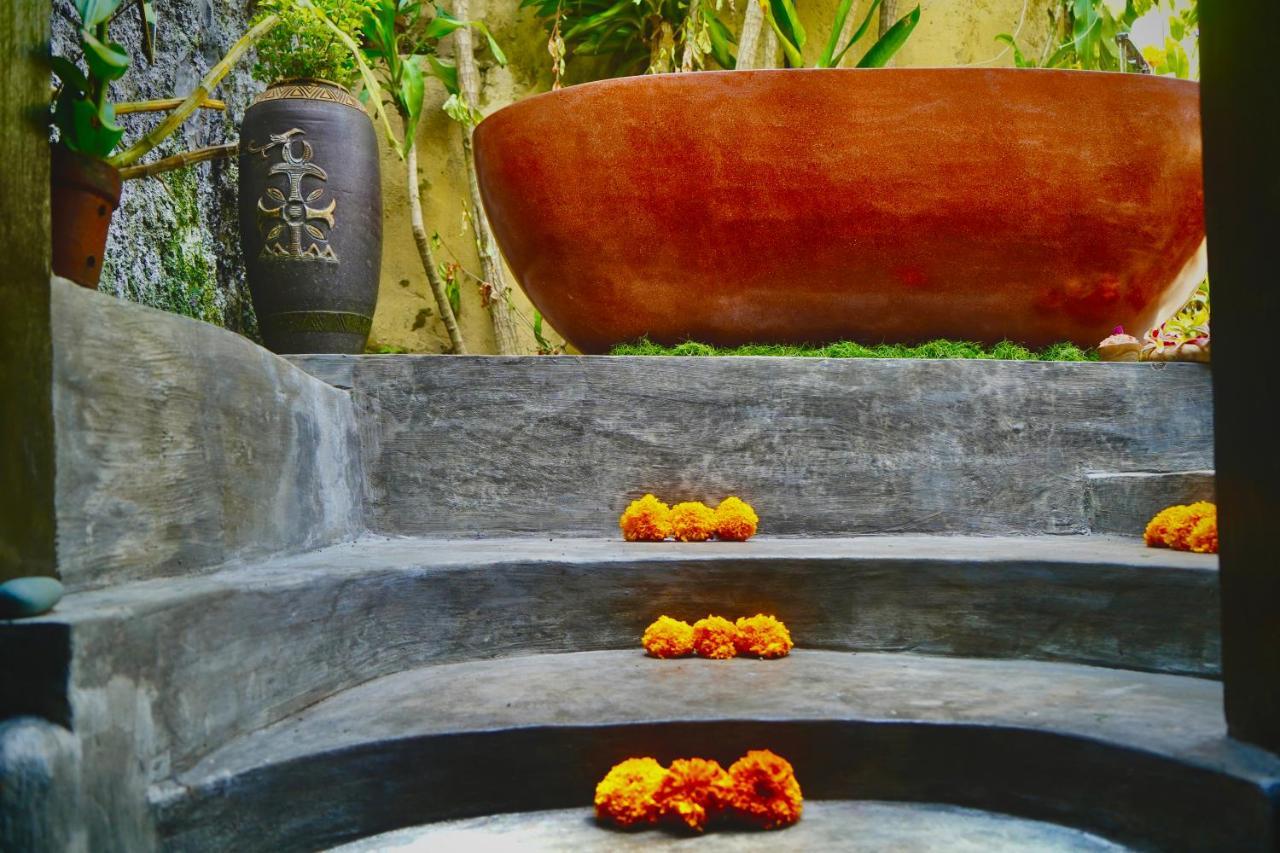 Jungle Lotus Villas Ubud Buitenkant foto