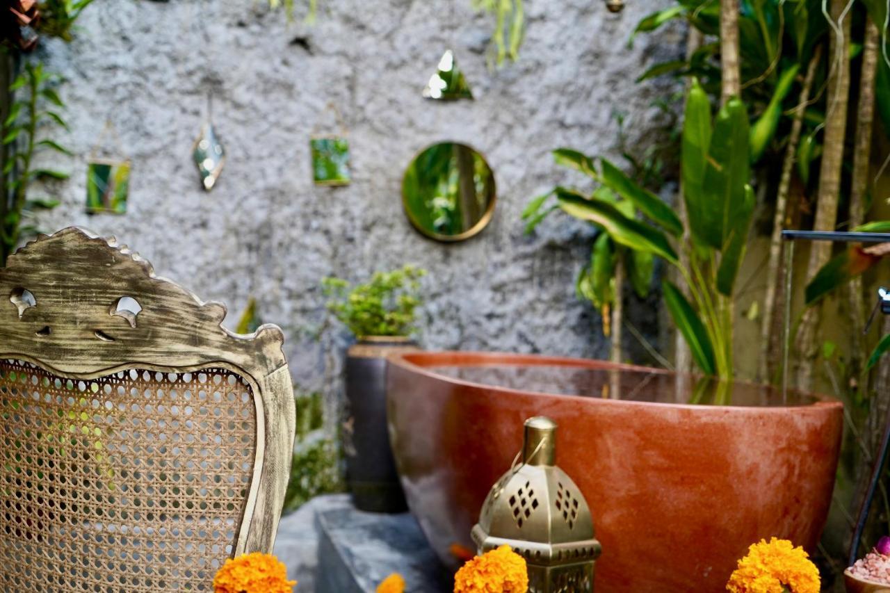 Jungle Lotus Villas Ubud Buitenkant foto